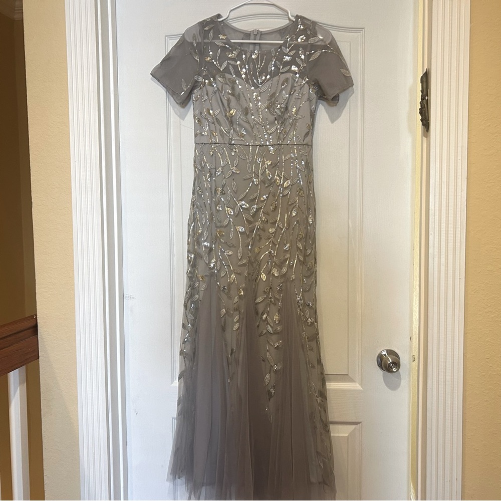 Gray / silver, bridesmaid dress / prom dress. Short sleeves. For petite women